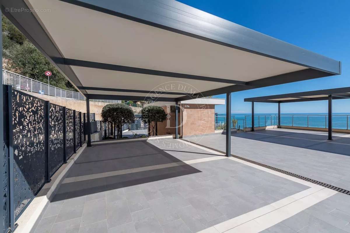 Appartement à ROQUEBRUNE-CAP-MARTIN