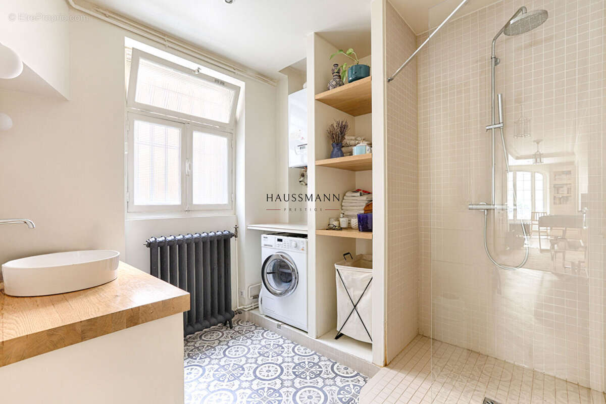 Appartement à PARIS-12E