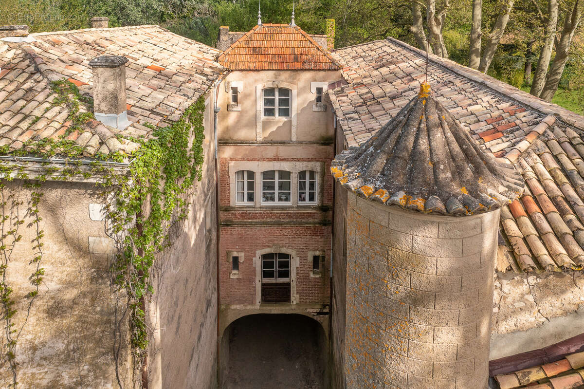 Maison à VENEJAN