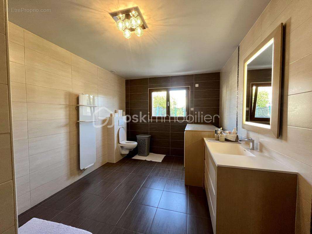 Maison à CLICHY-SOUS-BOIS