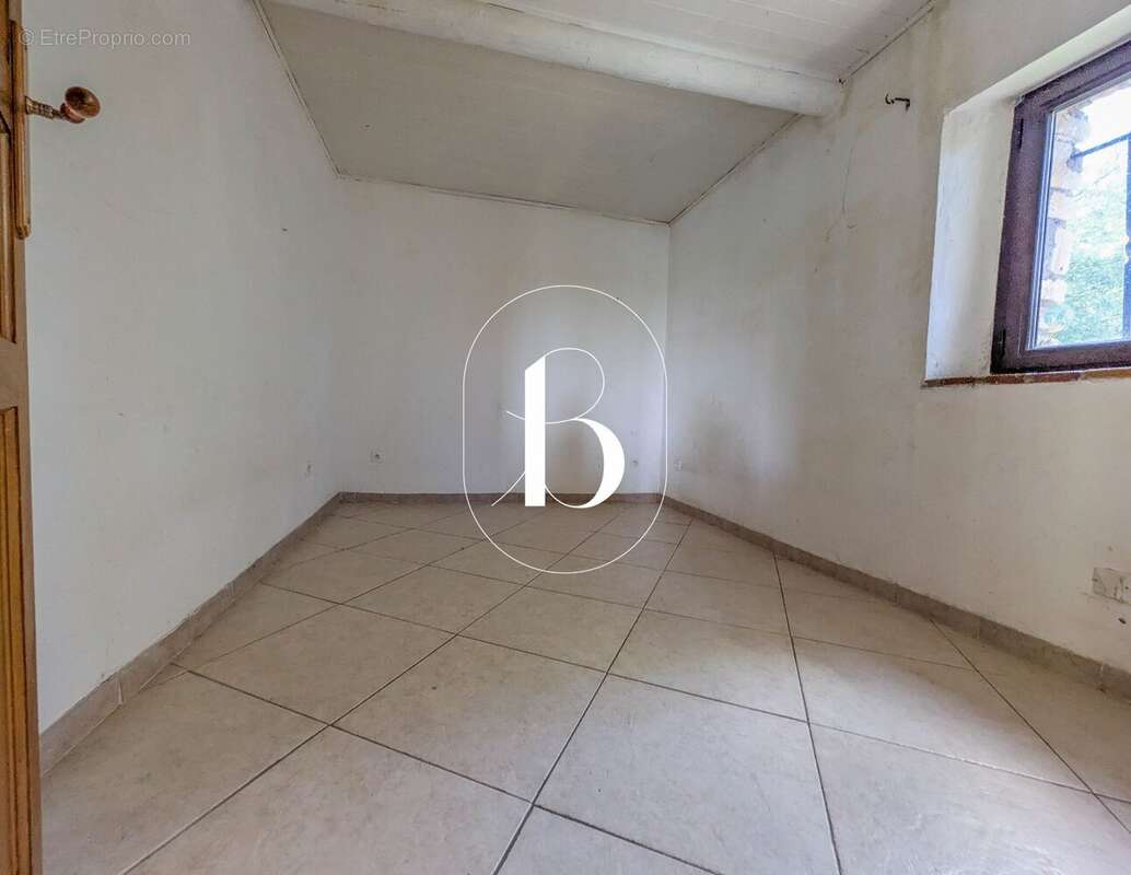 Maison 87 m² à Barjac  - photo 11