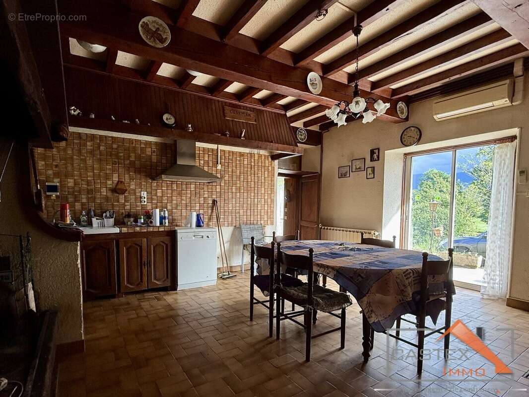 Maison à MANE