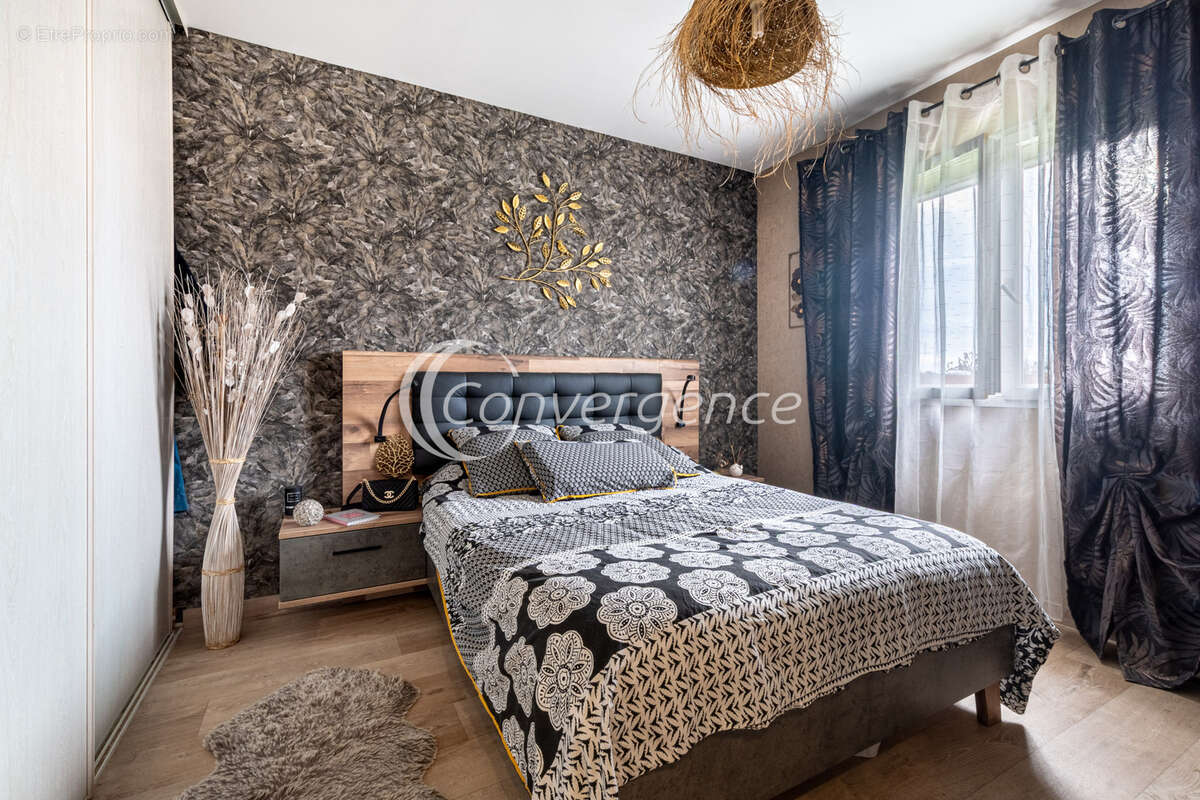 Maison à MAGNAC-BOURG