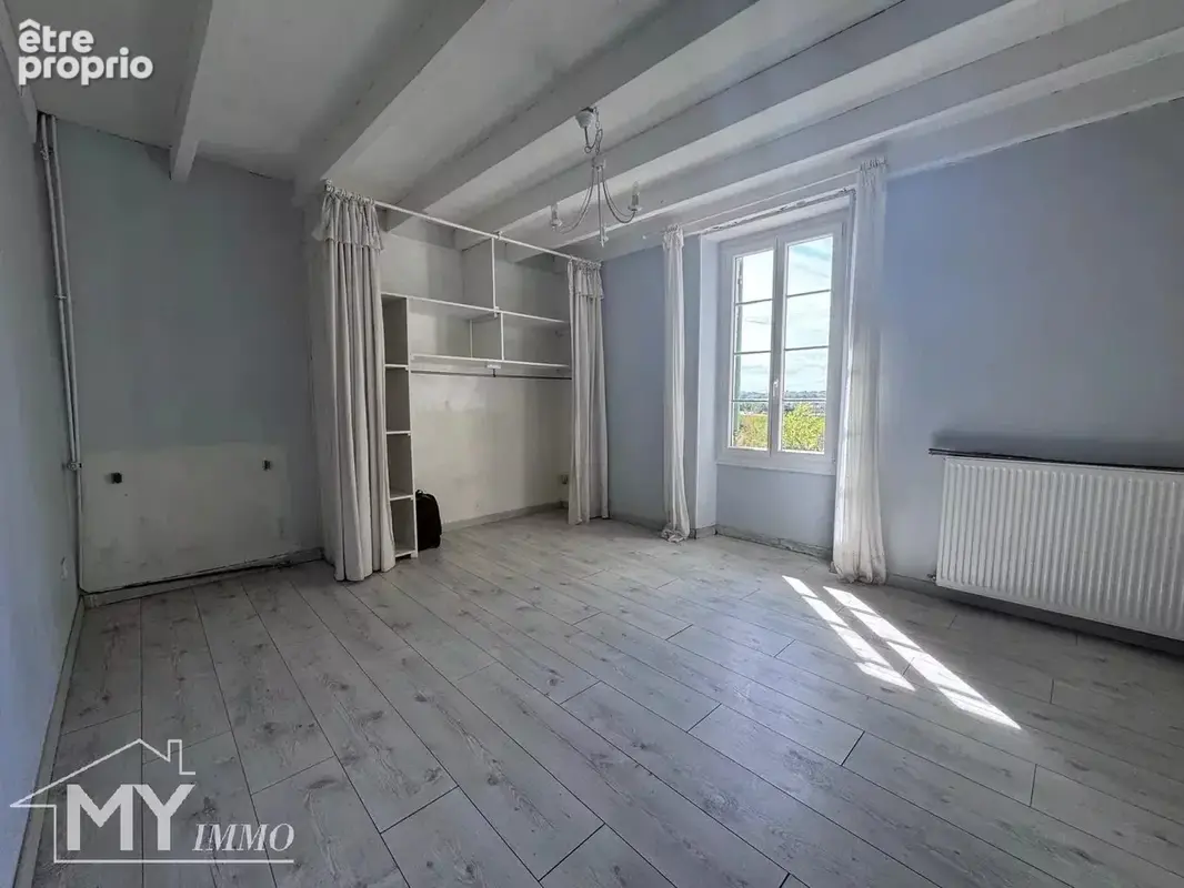 SAINT MÉARD DE GURÇON – Maison en pierre avec grange - photo 8