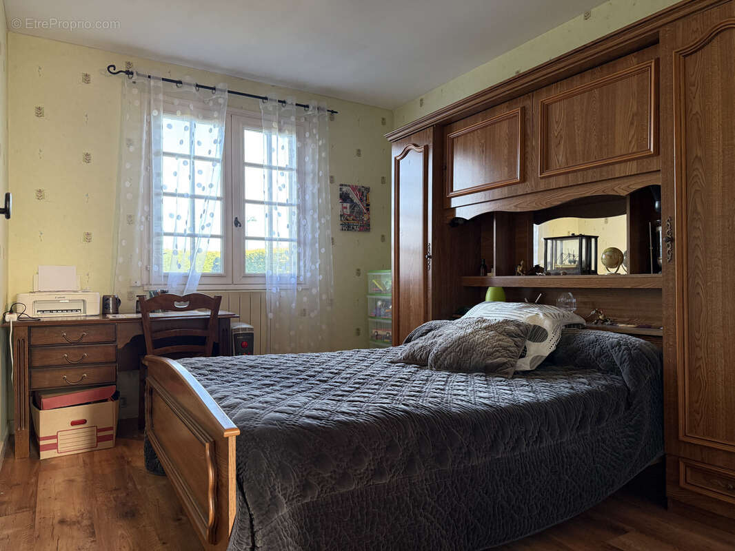 Maison à SAINT-GERMAIN-LAVAL