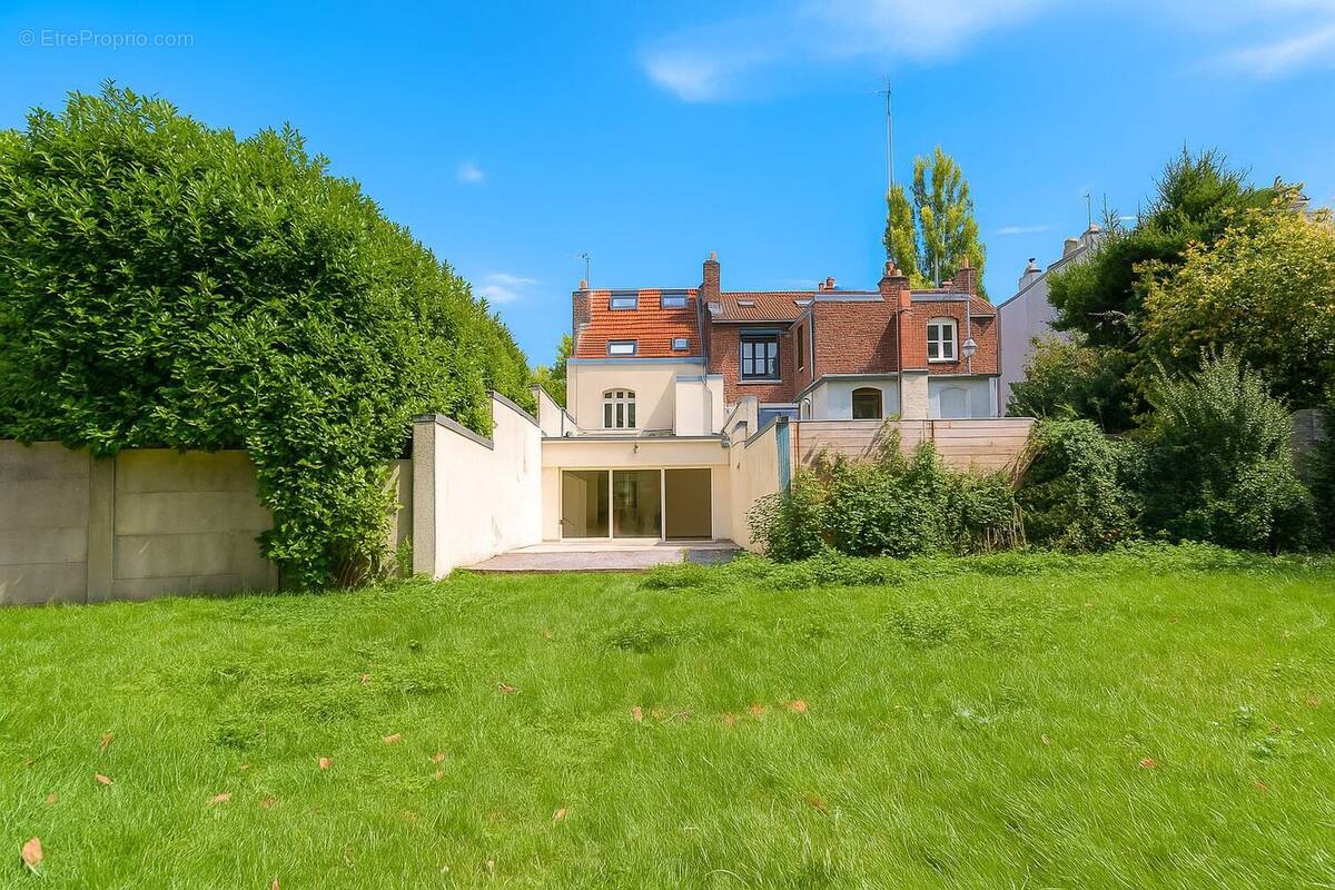 Maison à MARCQ-EN-BAROEUL