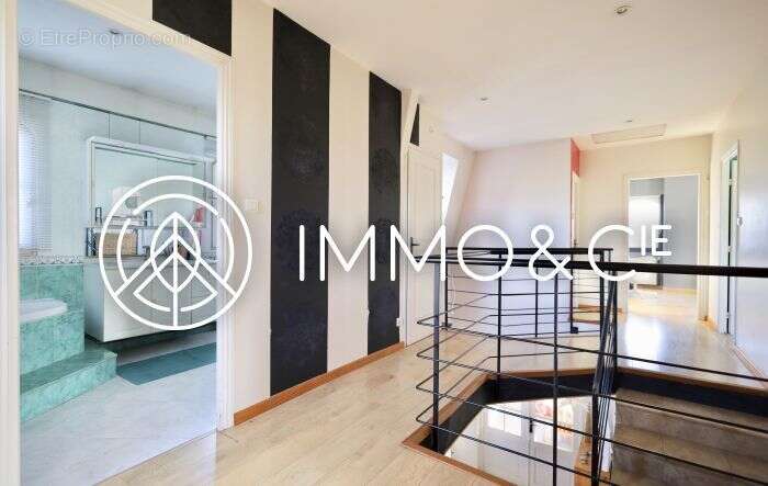 Maison à QUESNOY-SUR-DEULE