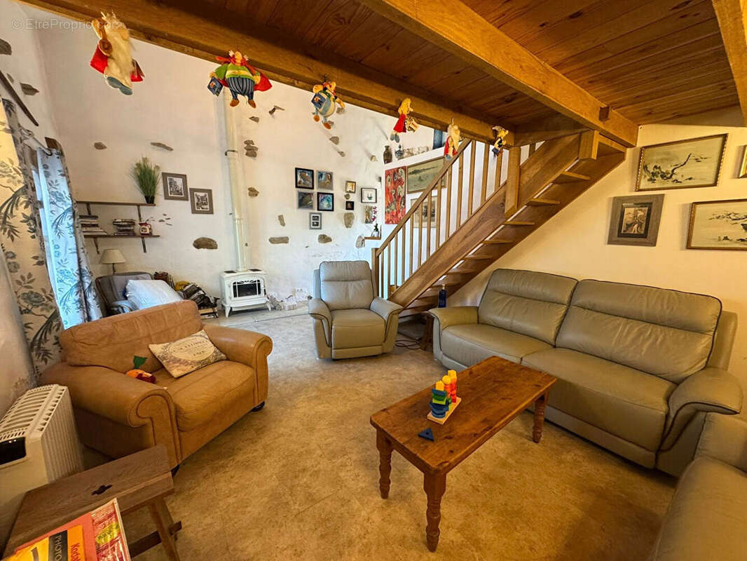 Maison à VILLEFAVARD