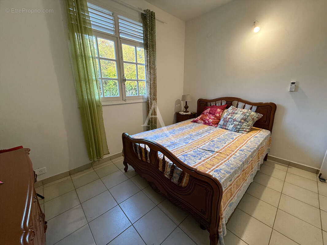Maison au calme à Saint-François Fort potentiel locatif - photo 6