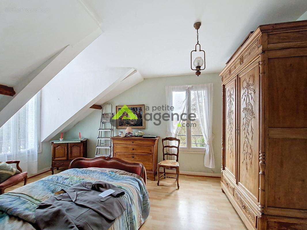 Maison à MASBARAUD-MERIGNAT