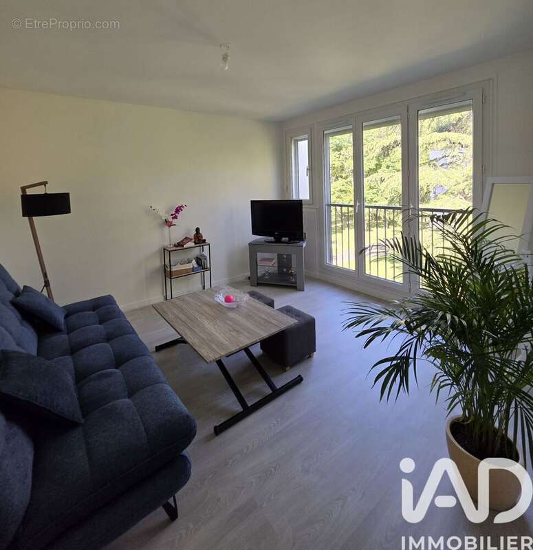 Photo 9 - Appartement à VILLIERS-SUR-ORGE