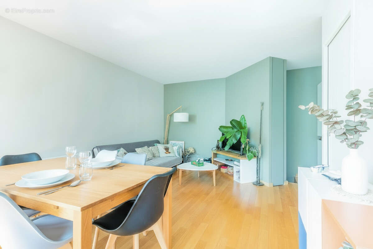 Appartement à VERRIERES-LE-BUISSON