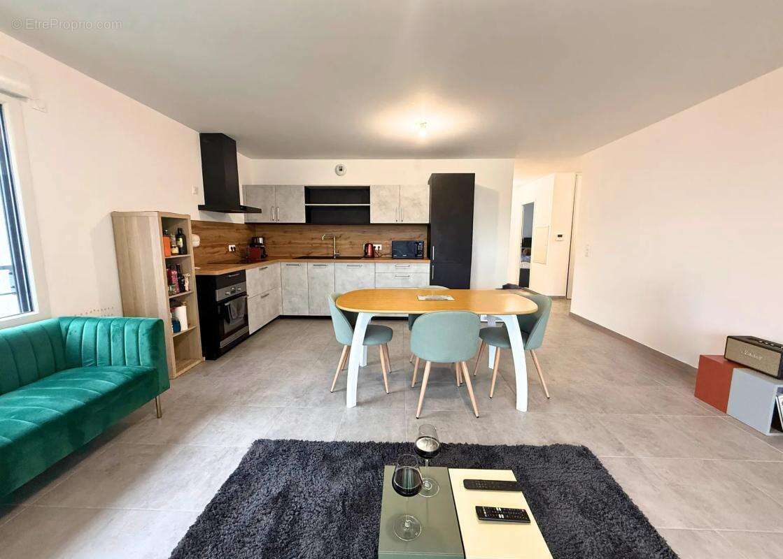 Appartement à SAINT-JULIEN-EN-GENEVOIS