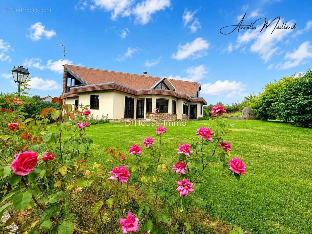 Maison 218 m² à May-Sur-Orne  - photo 4