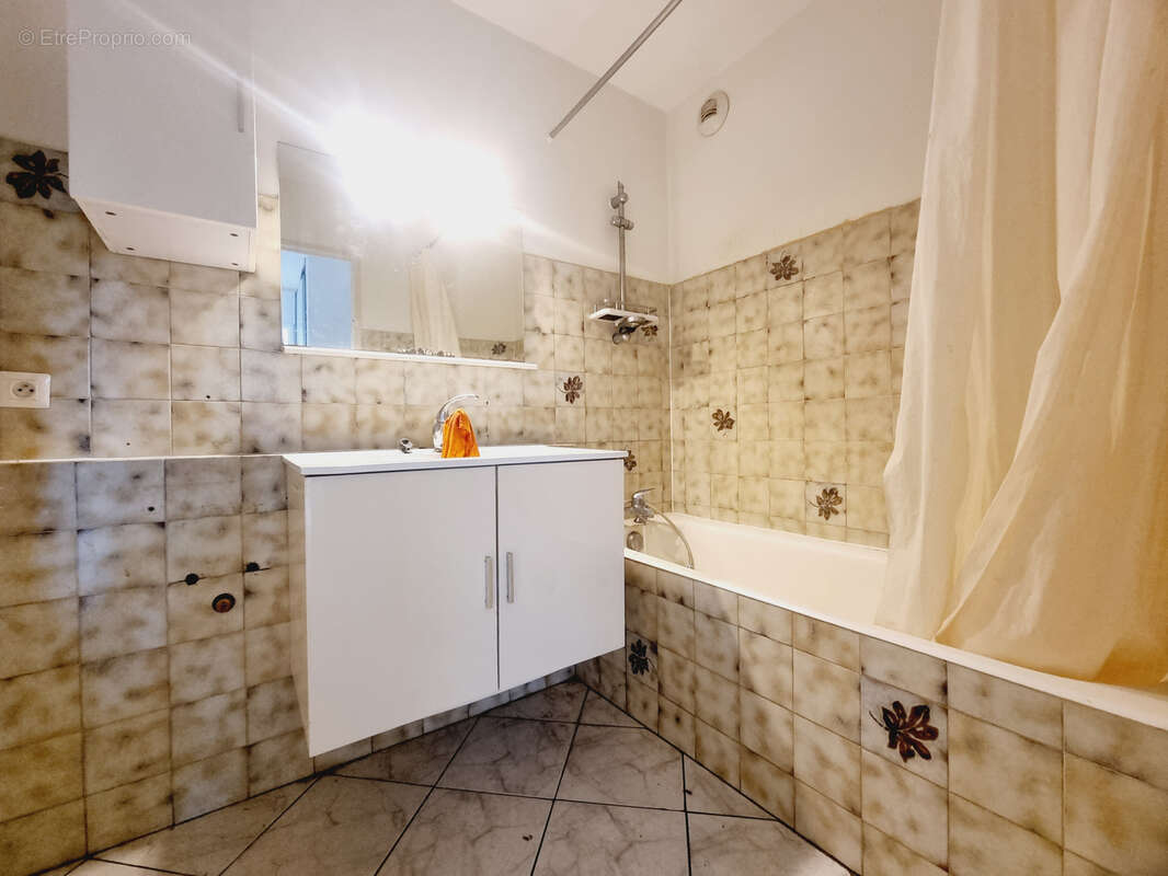 Appartement à FREJUS