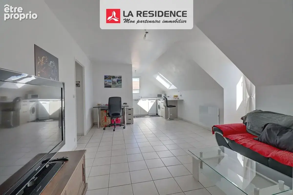 Appartement à SAINT-REMY-L'HONORE