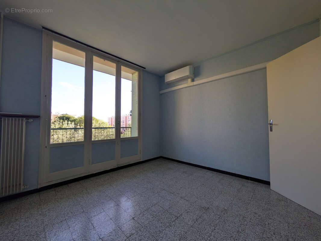 Appartement à PONT-SAINT-ESPRIT