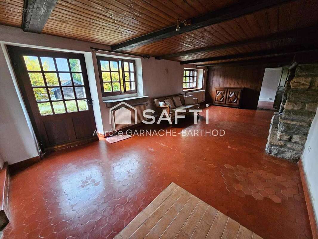 Photo 2 - Maison à LES COMBES