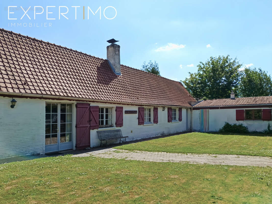 Maison à REGNIERE-ECLUSE