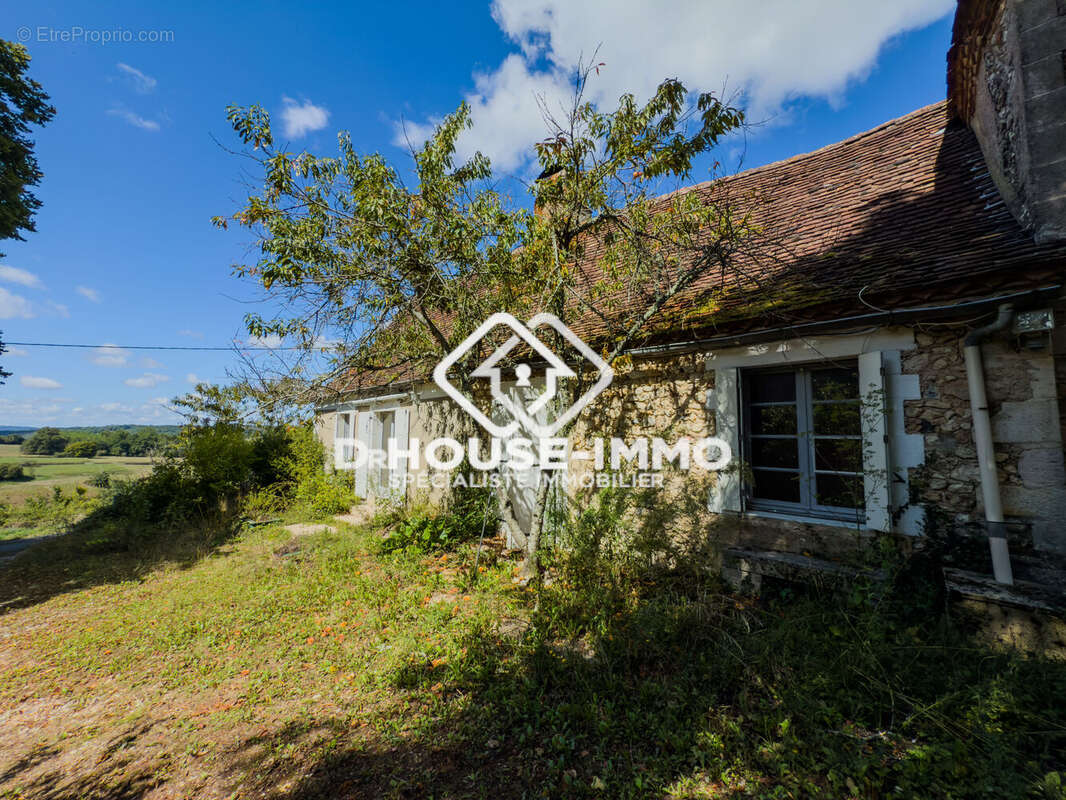 Maison à MILHAC-D&#039;AUBEROCHE