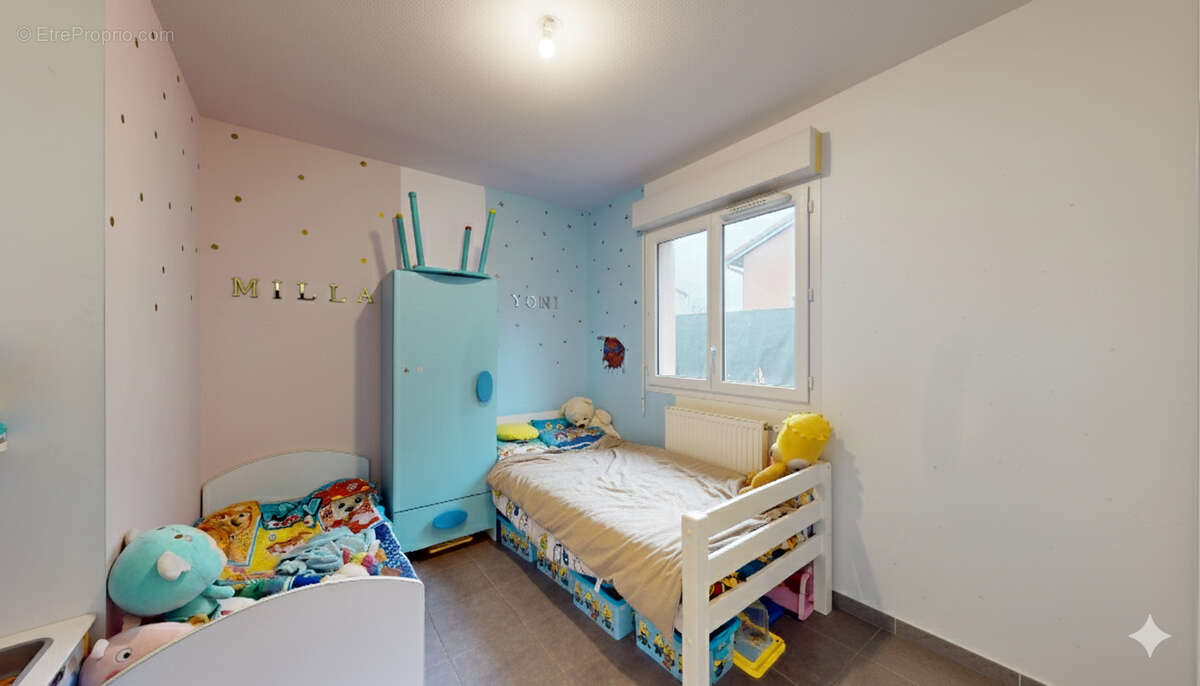 Maison à LA SALVETAT-SAINT-GILLES