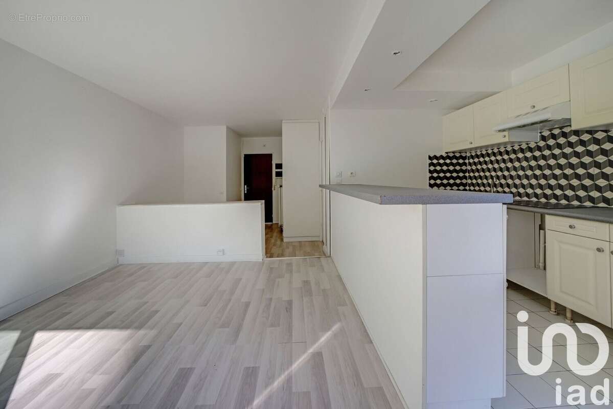 Photo 3 - Appartement à PARIS-12E