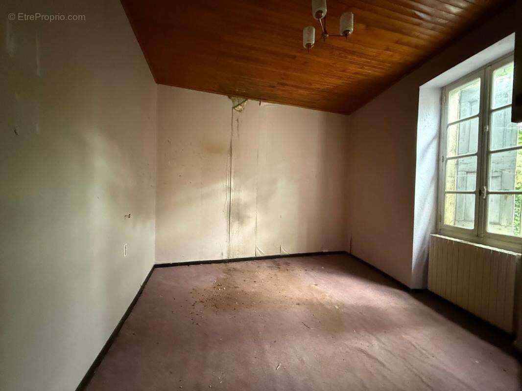 Maison à VALLON-PONT-D&#039;ARC