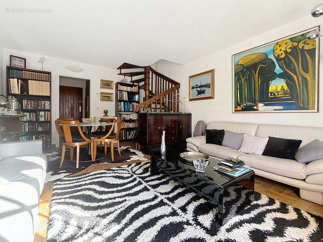 Appartement à SAINT-RAPHAEL