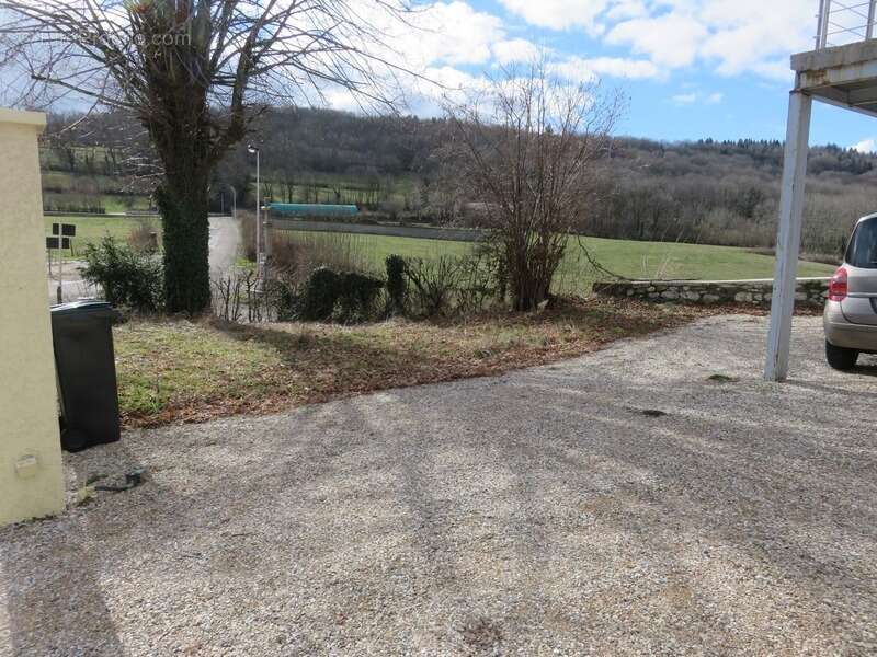 Dpt Ain (01), à vendre ORDONNAZ magnifique appartement T4 de 72 m² avec terrain privatif de 141 m² - photo 16