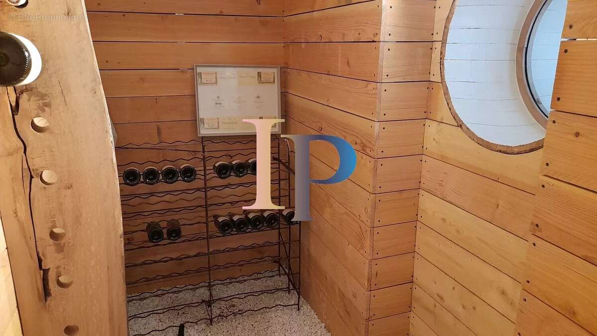 Maison à LA CLAYETTE