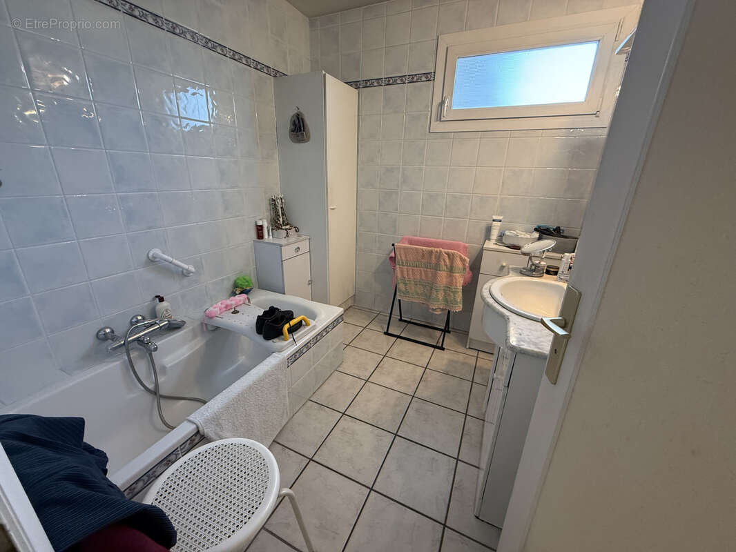 Appartement à AIX-LES-BAINS