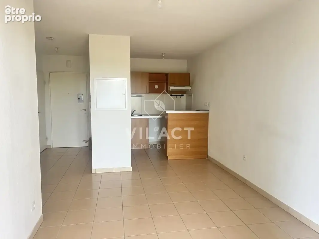 Appartement 34 m² à Saint-Quentin-De-Baron  - photo 4