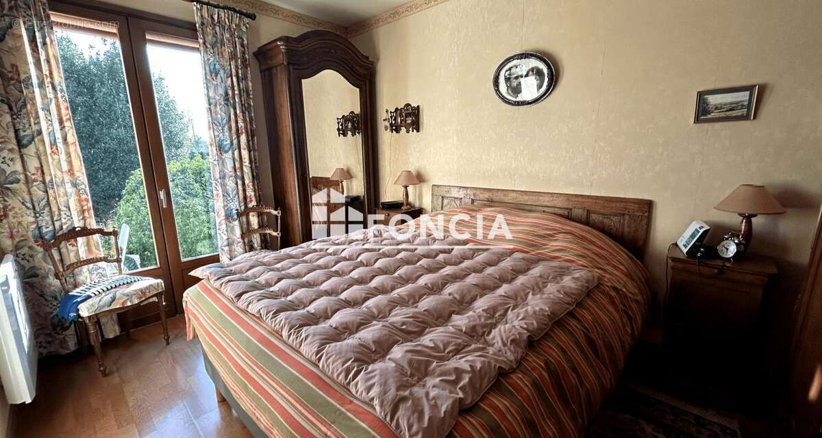 Maison à SAINT-MARTIN-DE-BOSCHERVILLE