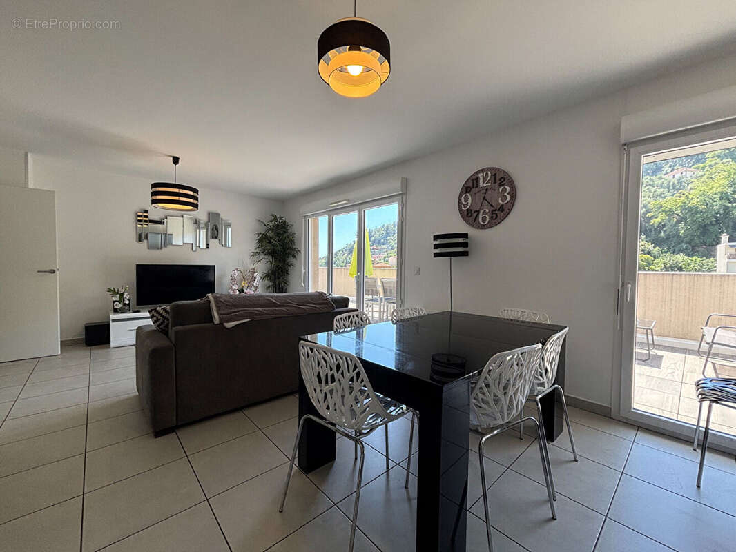 Appartement à MENTON