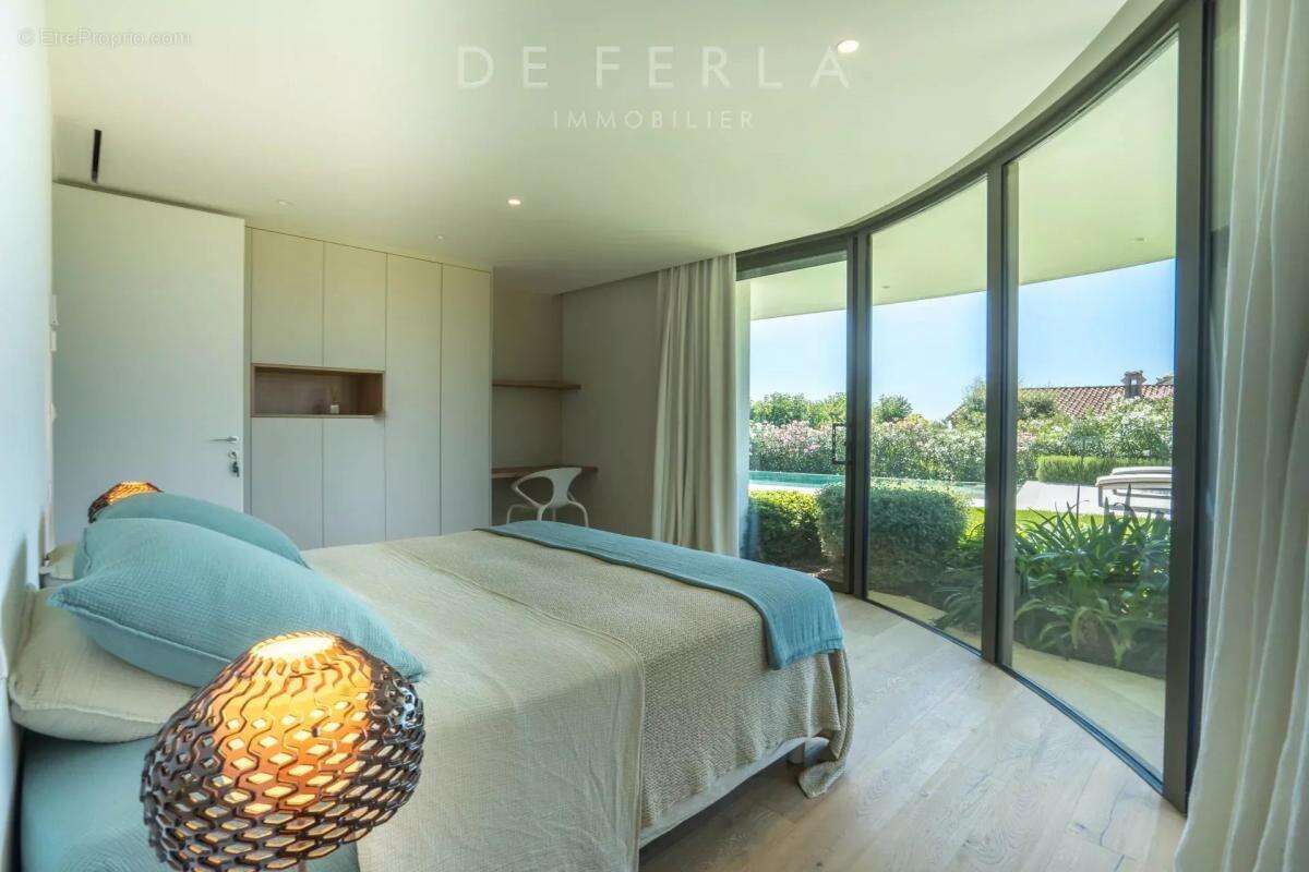 Maison à CAVALAIRE-SUR-MER