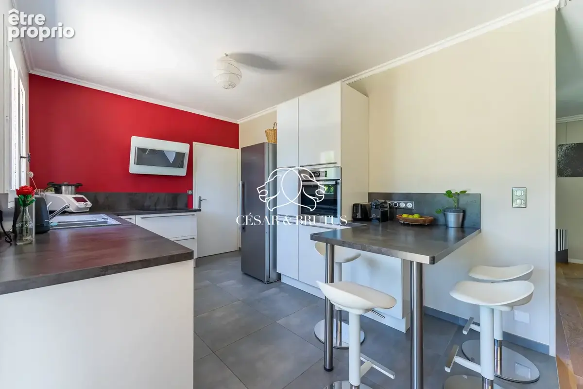 Maison 6 pièces 180 m² à vendre à Lissieu (69380) - photo 8