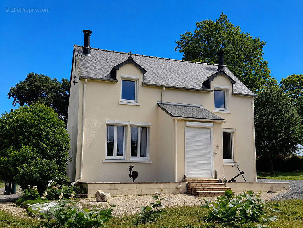 Maison à LANOUEE
