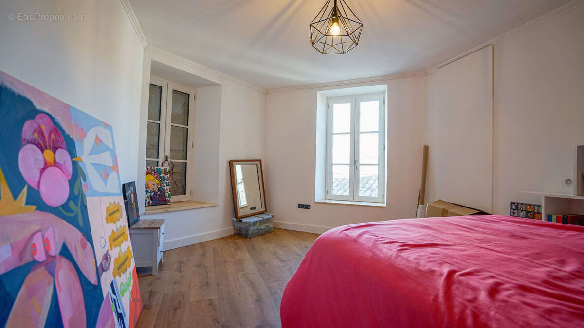 Maison à BAGAT-EN-QUERCY