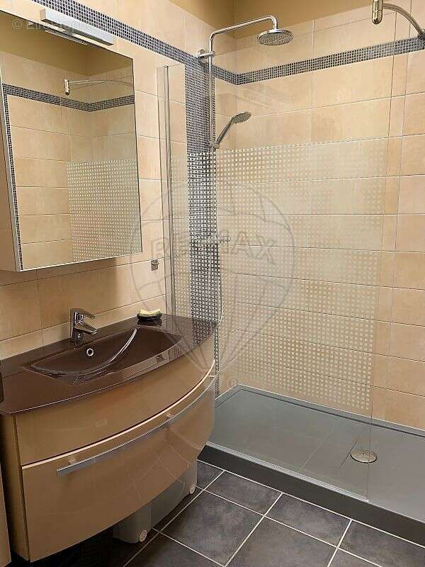 Appartement à MORNAC-SUR-SEUDRE