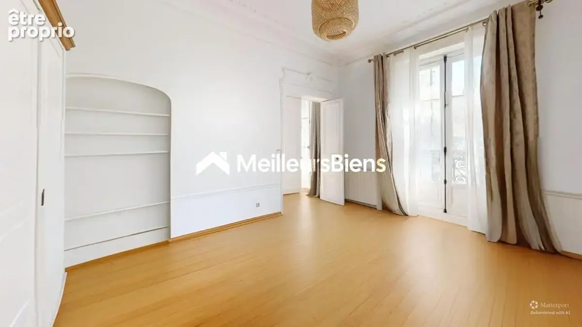 Exceptionnel Appartement F4 traversant face aux jardins du Luxembourg disposant de 3 chambres - photo 11