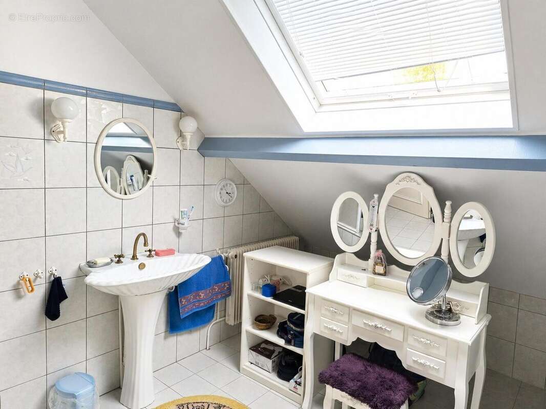 Maison 158 m² à Le Chatelet-Sur-Retourne  - photo 9