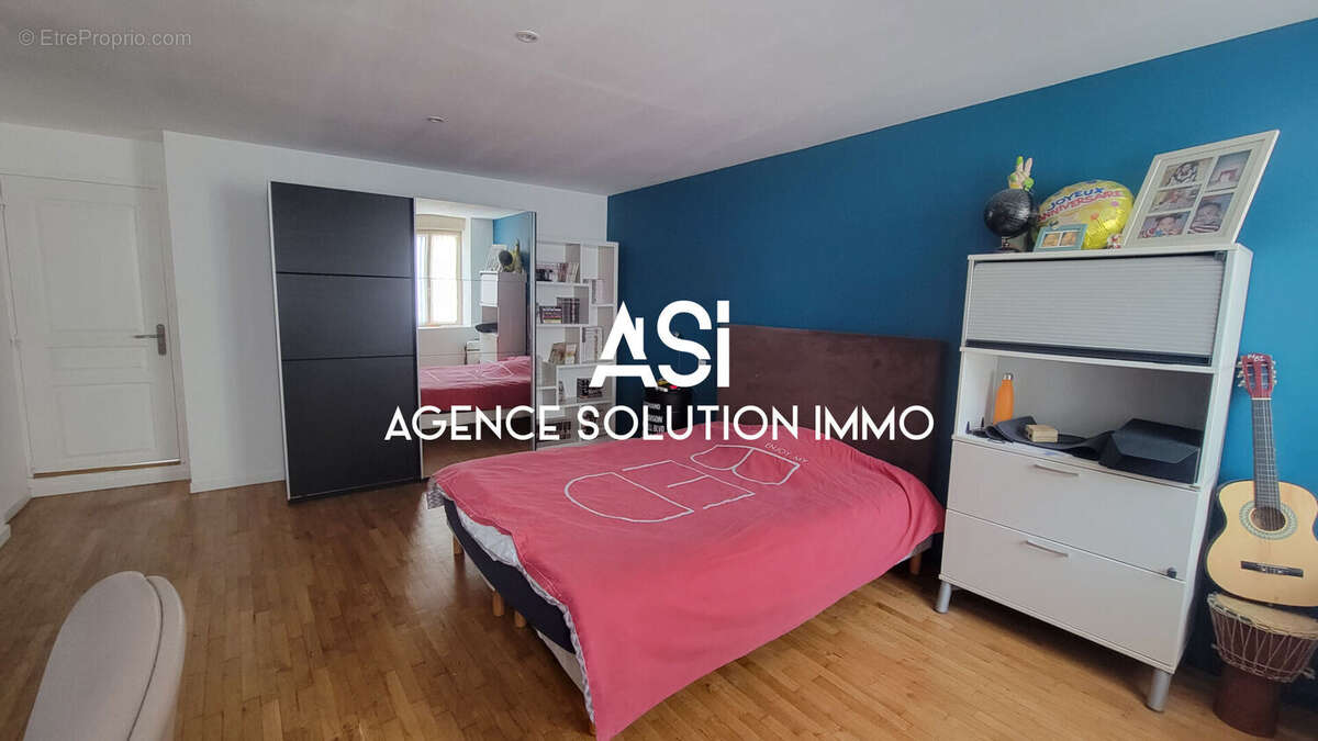 Maison à SILLE-LE-GUILLAUME