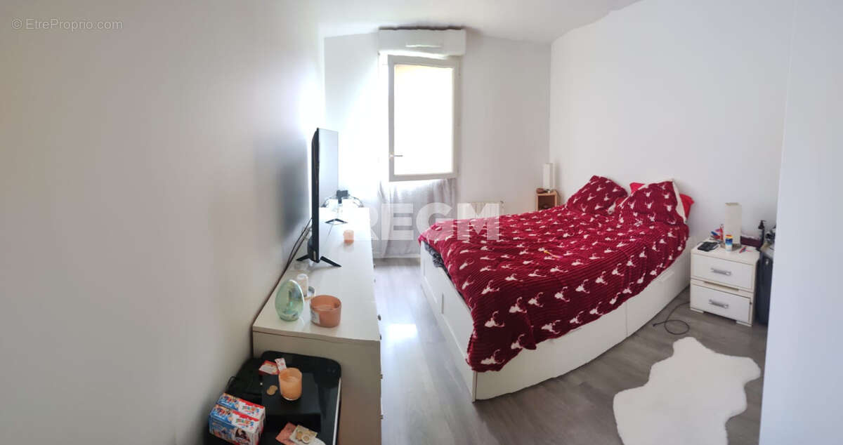 Appartement à CORBEIL-ESSONNES