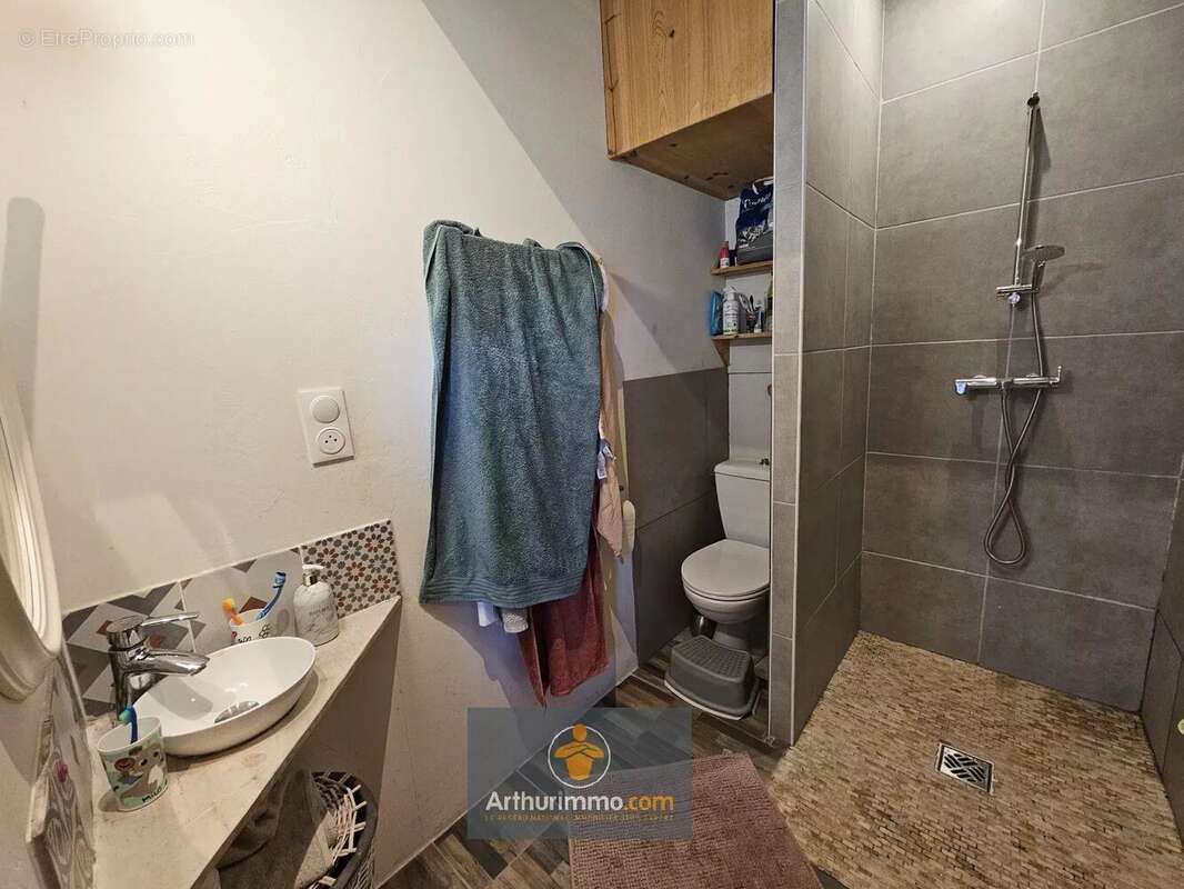 Maison à SAINT-JEAN-DE-LIVERSAY