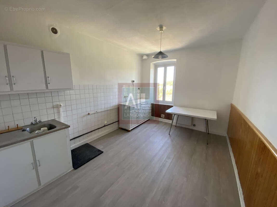 Appartement 350 m² à Grandrieu  - photo 5