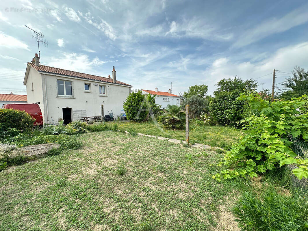 Maison à AIZENAY