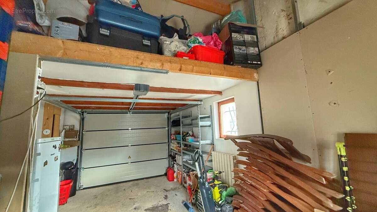 Maison à SAINT-ETIENNE-DE-CROSSEY