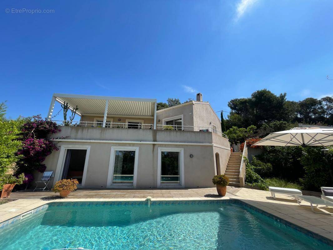 Maison à SIX-FOURS-LES-PLAGES
