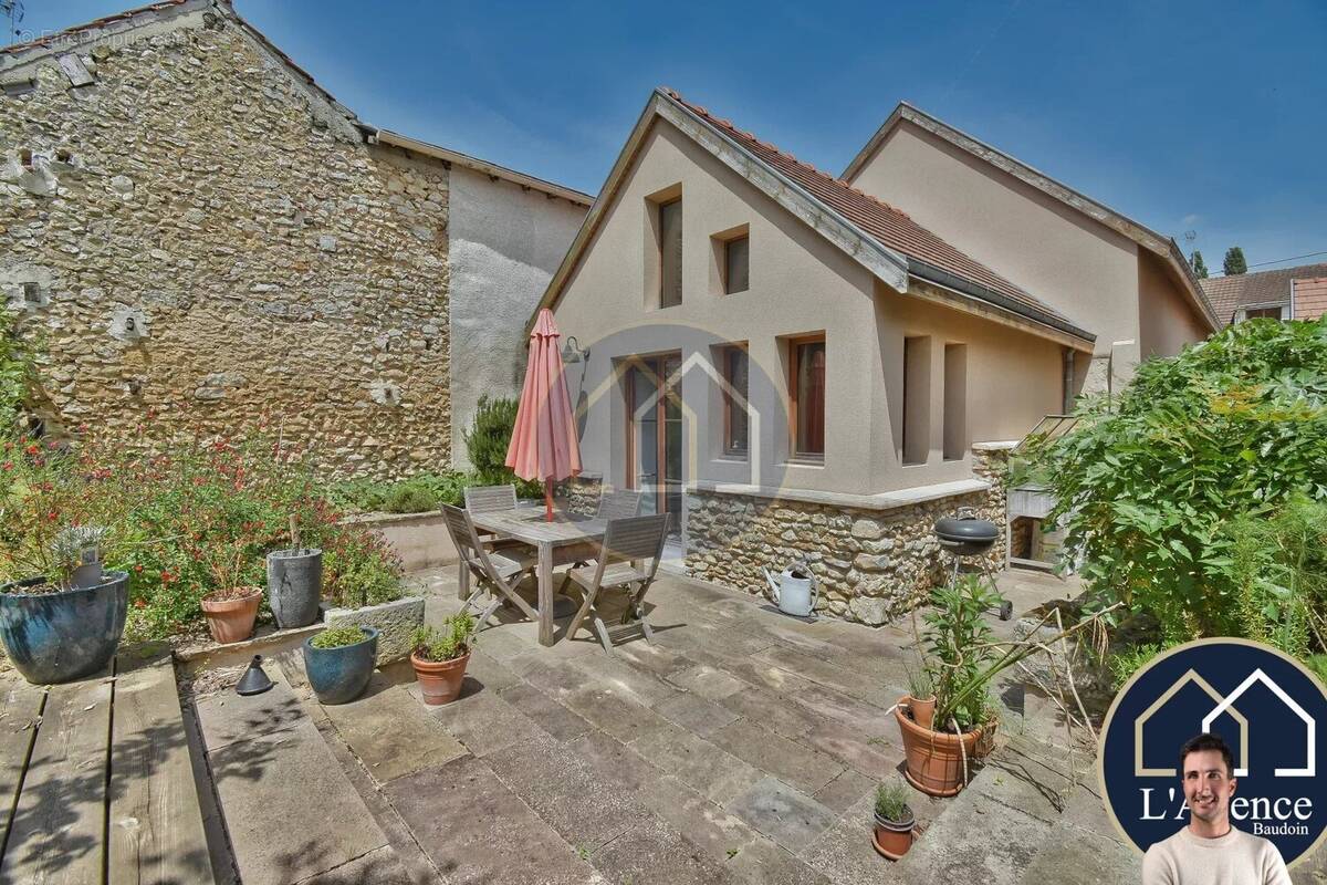 Maison à BAILLEAU-ARMENONVILLE