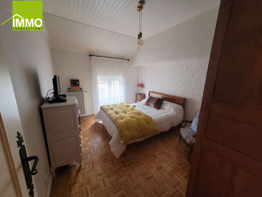 Maison à LONS-LE-SAUNIER